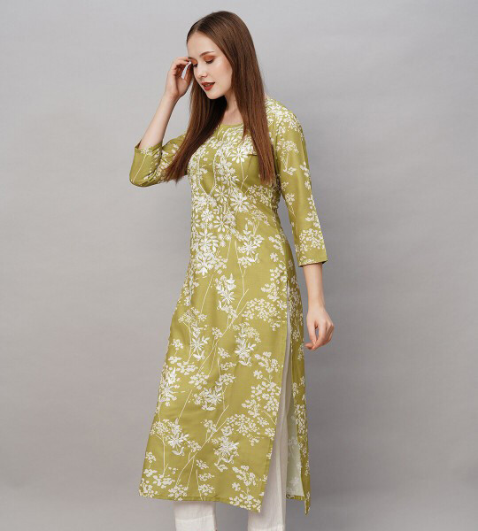 Floral Embroidered Thread Work Regular Kurta